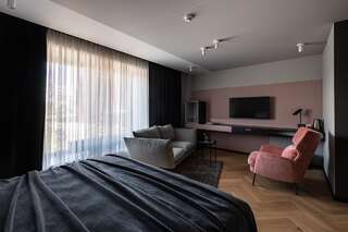 Отель Maestro Design Hotel Лиепая Номер Делюкс с кроватью размера «king-size»-3